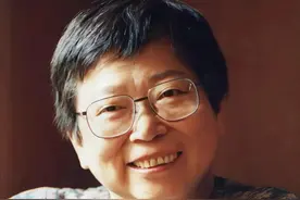 她是唯一斩获兰亭奖终身成就奖的女性，书法老辣苍劲，大气雄浑图片