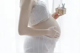 孕期感觉肚子发硬，可能是这4个原因图片