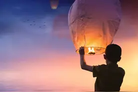 我的眼睛看不见了，我更怕见不到你图片