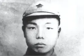 14岁少年写下一篇作文，深得毛泽东欣赏，嘱咐罗荣桓：要好好培养图片