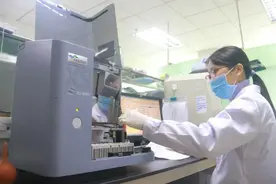 20岁辍学小伙HIV检测假阳性？真实结果出来后让人深思图片