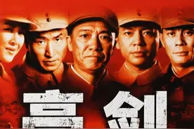 《亮剑》18年回顾：2位已逝1位消失，女配反超田雨成一线大腕图片