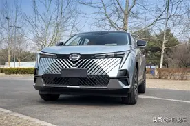 四种新能源车型——纯电、油混、插混、增程式你更喜欢哪一种？图片