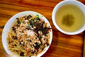 宜宾人跟我说，在宜宾都很难吃到正宗的宜宾燃面，这是真的吗？图片