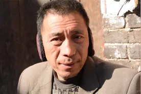 为生儿子，夫妻带5女躲深山12年，被称超生游击队，如今过咋样图片