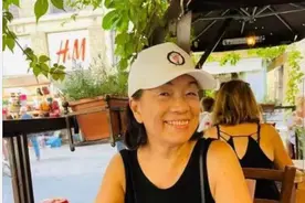 黑白无常龙应台图片