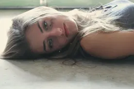 有这4种特质的女生，很容易遇到一个又一个的渣男，赶紧改掉图片