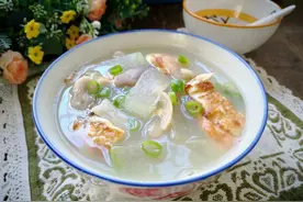 天太热，家人最爱这道低脂汤，好喝不油腻，清热消暑，喝着舒服图片