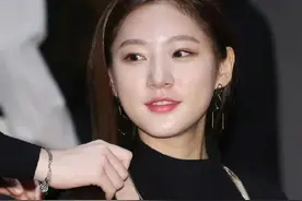 毫无底线！韩国民众能原谅朱智勋，是不也能原谅金秀贤？图片