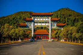 李自成 | 救兵于水火的理想 变为当皇帝的南柯一梦图片