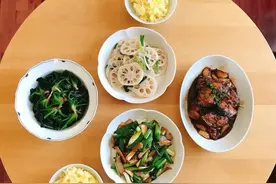 晒晒打工人的粗茶淡饭，治愈又幸福，网友：向努力生活的人致敬图片
