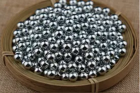 弹弓的弓粮，你觉得用泥丸好还是钢珠好呢？图片