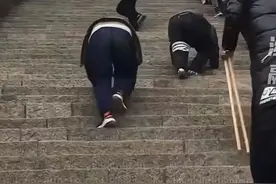 泰山会制服每一个嘴硬的人图片