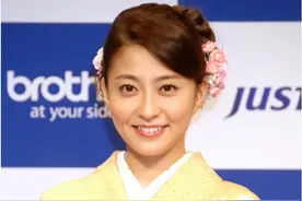 小栗旬丑闻反映了日本名流人妻之困：牺牲是自愿的，活下来看命图片