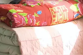 2016年，妙龄美女嫁给陕西老光棍，却从不出门，村民：肯定有问题！图片
