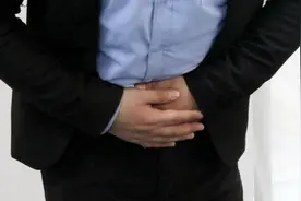 肚子经常咕咕叫，还总是放屁，这是咋回事？看完或对您有帮助图片