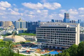 为何建设质子放疗设备？王绿化：技术进步为癌症患者带来更多希望图片