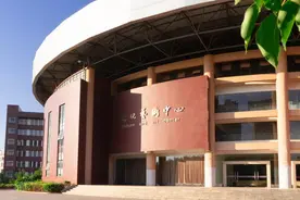 昆明医科大学拒绝了云南大学，云南大学选择了亲自布局医学领域图片