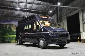 奇瑞瑞弗R700房车发布，C2准驾小型房车拥有2米大床，综合油耗8升图片