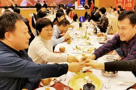 “外来户”已占3成，安徽人还喝本地酒吗？烟酒行：多数只选这6款图片