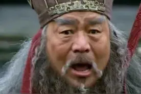 有为青年，董卓也曾是大汉的忠臣良将！图片