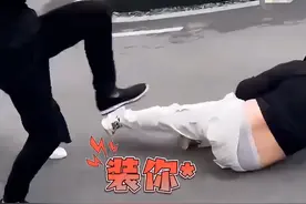 山东男孩殴打母亲后续，原因曝光父亲愧疚，警方严惩绝不姑息！图片