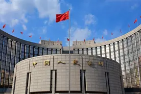 中国人均存款“出炉”，存款超30万的家庭有多少？央行公布了数据图片