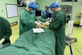 西藏首例机器人导航辅助下微创治疗脊柱骨折成功开展图片