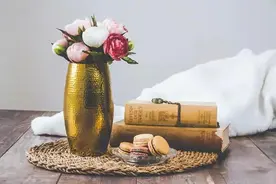 “就算婆婆年轻时你一点都用不上，她老了，你作为儿媳还得伺候”图片