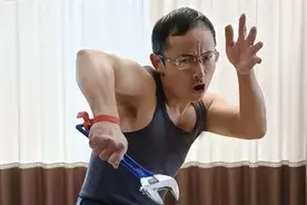 疯狗拳第一创始人，堪称罗翔老师一生之敌，创办独门绝派制服歹徒图片
