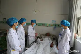 91岁老人反复发热病因难定，县级医院医生请省级医院专家会诊解决图片