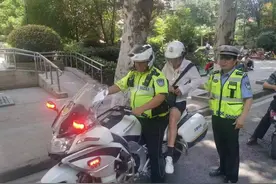 高考第三天|武汉交警持续推进高考交通安保工作图片