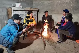 纪录片人 | 别把天聊死，中外合拍制片人入门谈图片