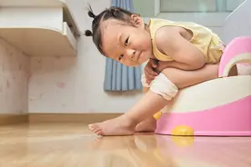 什么是宝宝攒肚图片