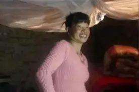 双性人的日子到底有多苦？独自一人躲农村生活数年图片