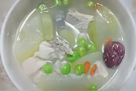 夏天，吃冬瓜还要吃它，含蛋白质维C，便宜又好吃图片
