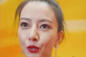 曾黎的苹果肌、孙俪的副乳、天仙的法令纹，女星生图暴露人间真实图片
