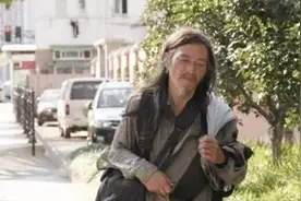 北京理工状元学霸姚远，以捡垃圾为生流浪12年，他后来怎么样了？图片