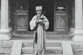 武当百岁道姑“返老还童”，邵逸夫病重向她拜师，得真传活107岁图片