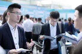 研究生从国企辞职到私企，发现选择大于努力，过来人：多半会后悔图片