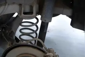 什么是减震器顶胶?怎么看是否需更换 #yusin减震器图片