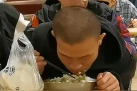 北大的韦神可能无成就，只能网络称神！图片