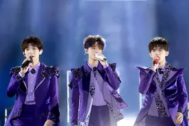 TFBOYS并肩作战，王俊凯4部电影，易烊千玺也有两部图片