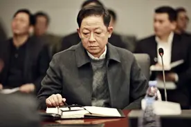 叔圈好男人天花板王志文，《风雨送春归》赵达声真的绝！图片