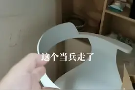 “就剩我自己了”，大学生返校发现宿舍只剩自己，网友：扎心了图片