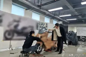 大踏板摩托风起云涌，嘉爵携宗申比亚乔入场，谁是竞争的牺牲品图片