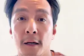 男神秃头大赏：有人自然衰老依然帅气，有人发福面目全非图片