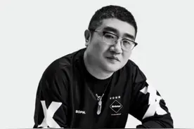 京东总裁徐雷接替刘强东，网友：满满的社会气息，以后还会买吗？图片