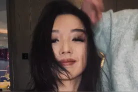 何洁瘦身成功后愈发自信，晒怼脸拍美到不敢认，全包眼线个性养眼图片