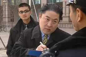 《黑洞》第二集图片